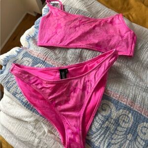 HOT PINK TRIANGL BIKINI SET